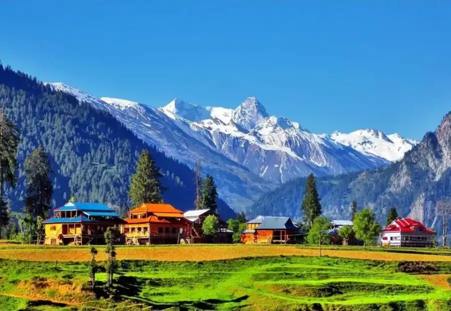 Azad Jammu und Kaschmir: Landschaft und Reisehinweise – redaktionelles Seitenbild