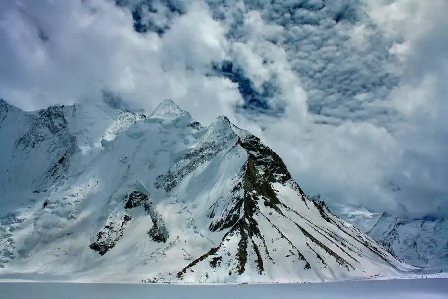 Central Karakoram National Park – redaktionelles Seitenbild
