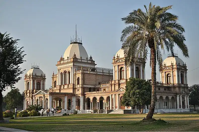 Noor Mahal in Bahawalpur – redaktionelles Seitenbild