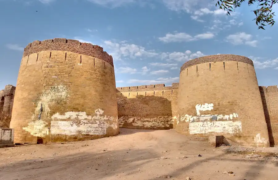 Umerkot Fort: Geschichte und Besuch – redaktionelles Seitenbild